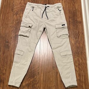 Hollister Men's Beige Cargo Jogger Pants